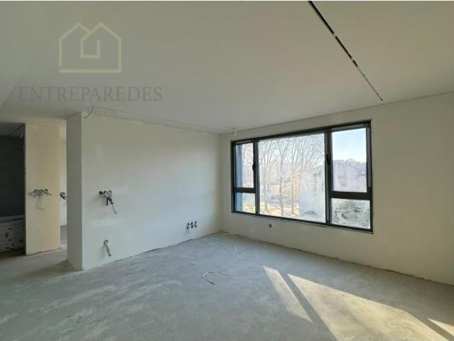 Apartamento T2 no jardim da Arca D'Água para comprar no Port. 60m² Paranhos
