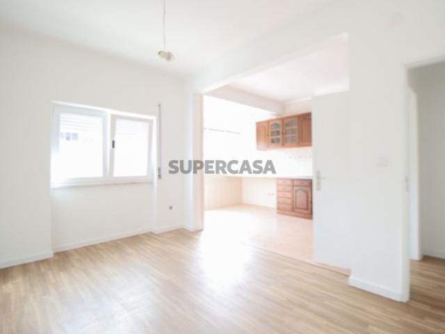 Apartamento T2 no Lavradio