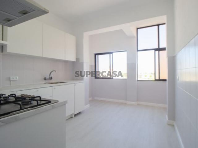 Apartamento T2 no Lavradio