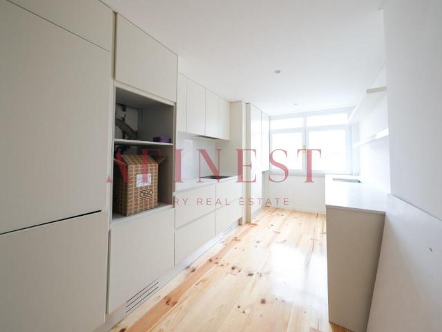 Apartamento T2 No Monte Do Estoril Remodelado 85m² Cascais e Estoril