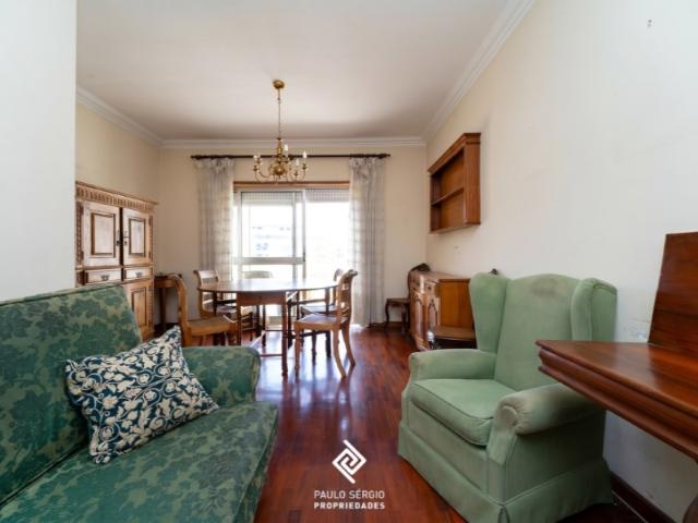 Apartamento T2+1 no Porto