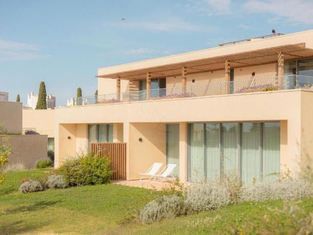 Apartamento T2 no refúgio do resort White Shell no Algarve