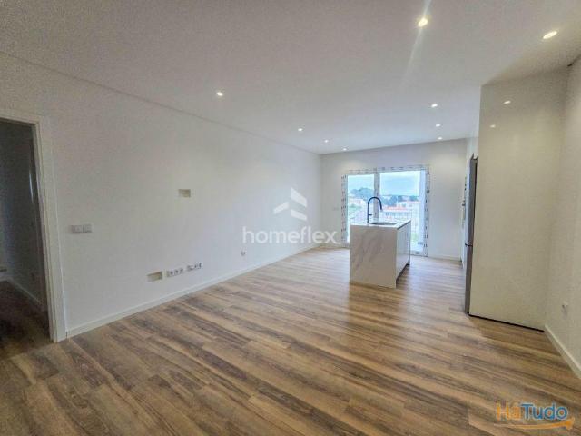 Apartamento T2 nos Condados | 26084059249