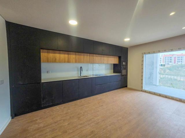 Apartamento T2 nos Condados 71m² Bom sucesso