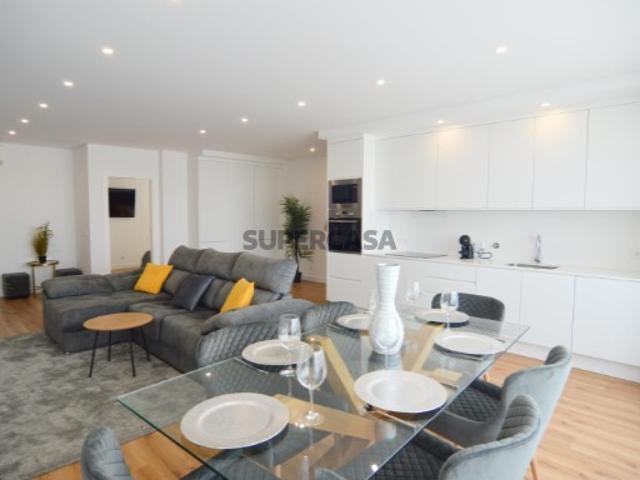 Apartamento T2 novo, mobilado e equipado