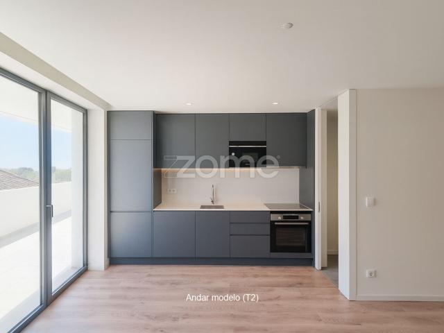 Apartamento T2 novo na Areosa, Paranhos Porto Fração CR