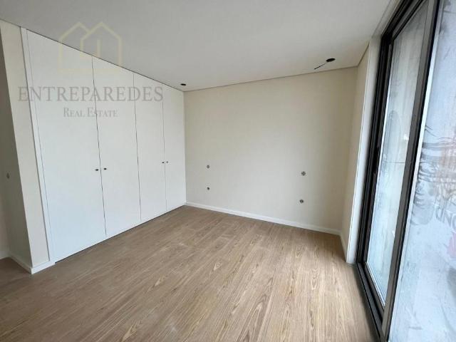 Apartamento T2 novo no centro de Espinho para compras, Espin. 99m² Espinho