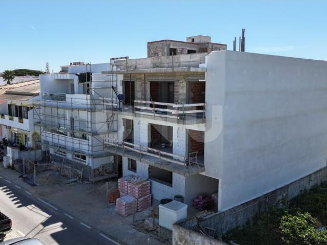 Apartamento T1 Novo no Coração de Quarteira