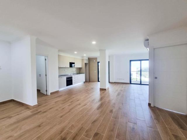 Apartamento T2 novo a estrear com garagem em Loulé 113m² Loulé são sebastião