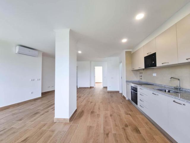 Apartamento T2 novo a estrear com garagem em Loulé 113m² Loulé são sebastião