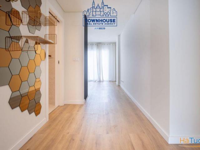 Apartamento T2 Novo c/2 lugares de estacionamento CE | 26084085034