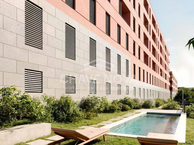 Apartamento T2 Novo c/ Lugar de Garagem e Arrumo em Rio Tinto
