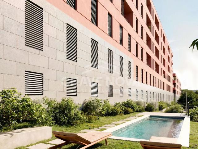 Apartamento T2 Novo c/ Lugar de Garagem e Arrumo em Rio Tinto