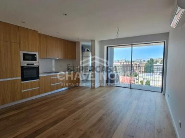 Apartamento T2 Novo c/ Lugar de Garagem em Matosinhos Sul