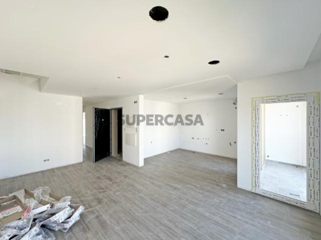 Apartamento T2 Novo C/ Terraço Santa Marta do Pinhal