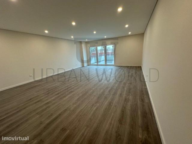 Apartamento T2 NOVO Casal de Cambra