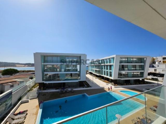 Apartamento T2 Novo com Vista para a Baía de São Martinho do Porto