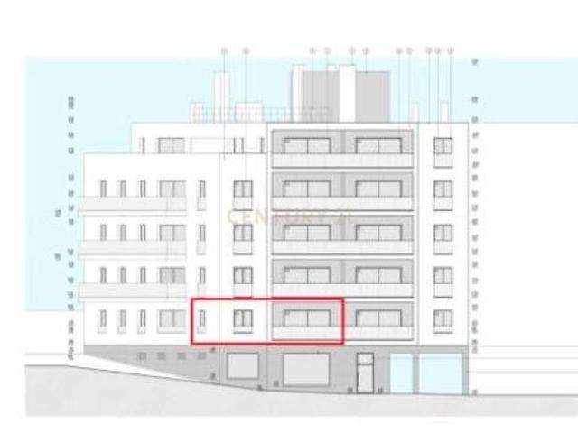 Apartamento T2 Novo, com arrecadação Vista Rio