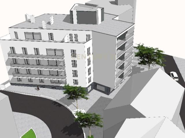 Apartamento T2 Novo, com arrecadação 1a linha junto ao Rio