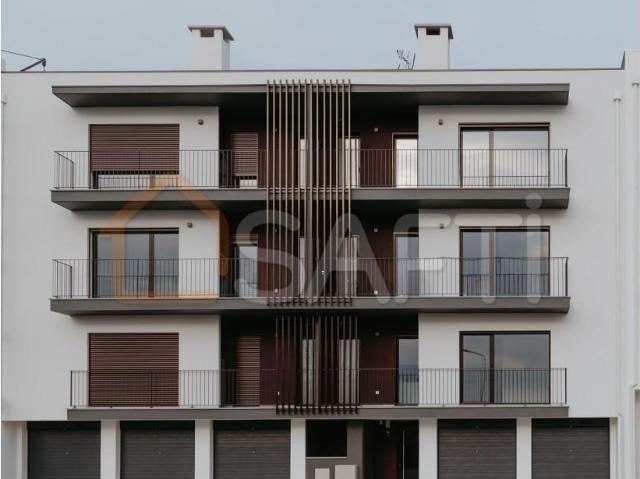 Apartamento T2 novo com garagem para 2 carros Barrocal, Po. 99m² Pombal e Vales