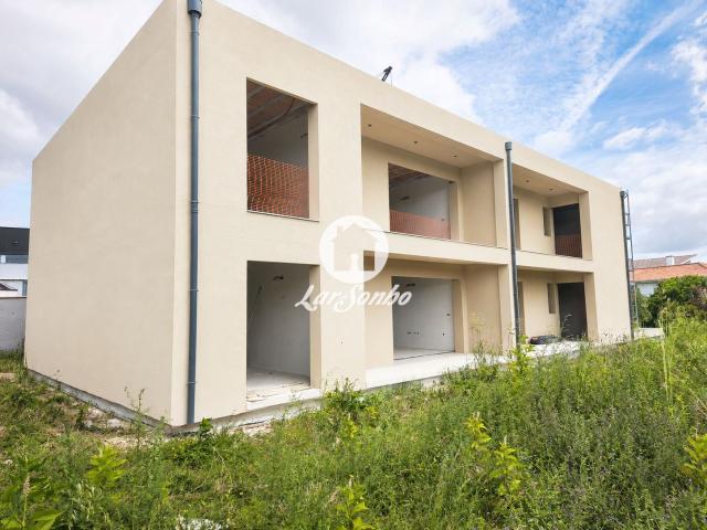 APARTAMENTO T2 EM BARCELOS