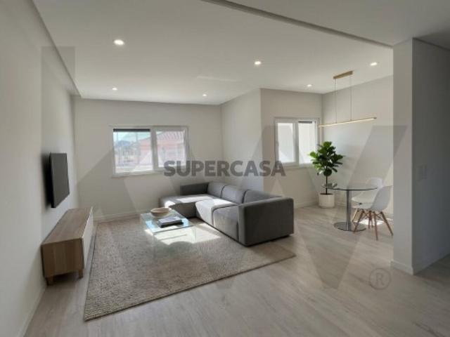 APARTAMENTO T2 NOVO CONDOMíNIO FECHADO VISTAS TERRAÇOS, 1 UGARES DE GARAGEM E ARRECADAÇÃO
