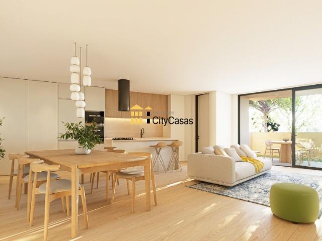 Apartamento T2 Novo em Condomínio com Piscina