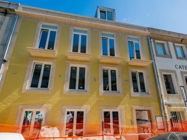 Apartamento T2 novo junto à linha do mar na Foz do Douro