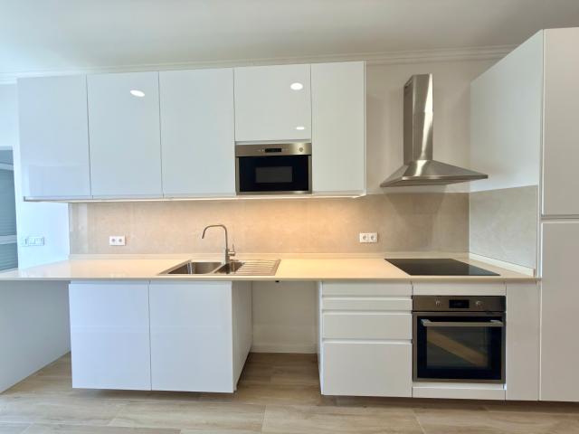 Apartamento T2, Novo, parqueamento, centro Malveira