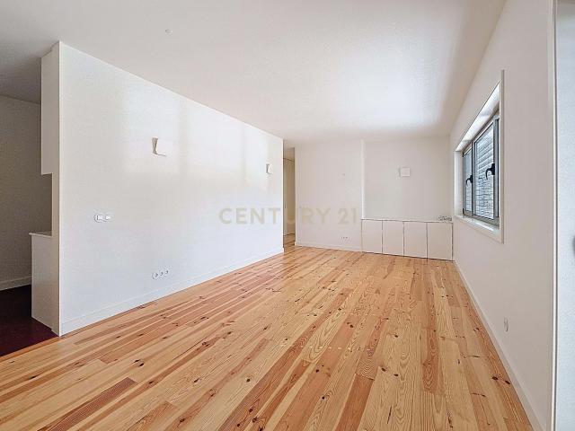 Apartamento T2 Novo – Rua do Bonjardim, Porto