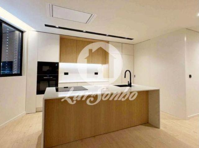 Apartamento T2 novo, 3 frentes, situado em São Cosme, Gondomar | 26084085372