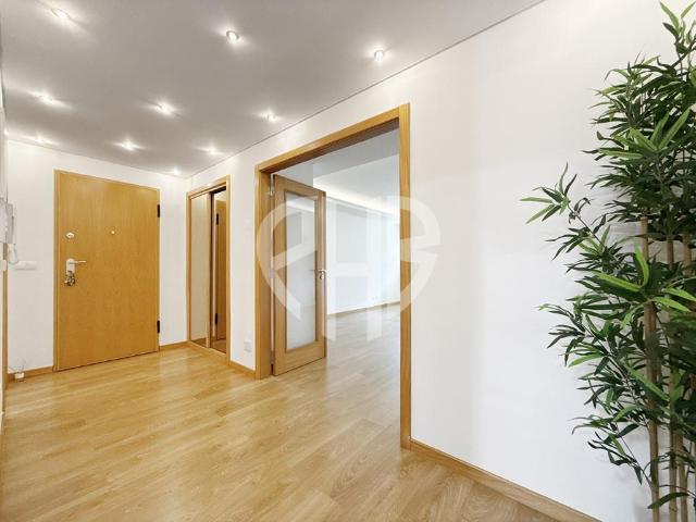 Apartamento T2 / Oeiras C/Terraço e Garagem Box 90m² Oeiras E São Julião Da Barra