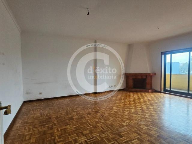 Apartamento T2 Paço de Sousa