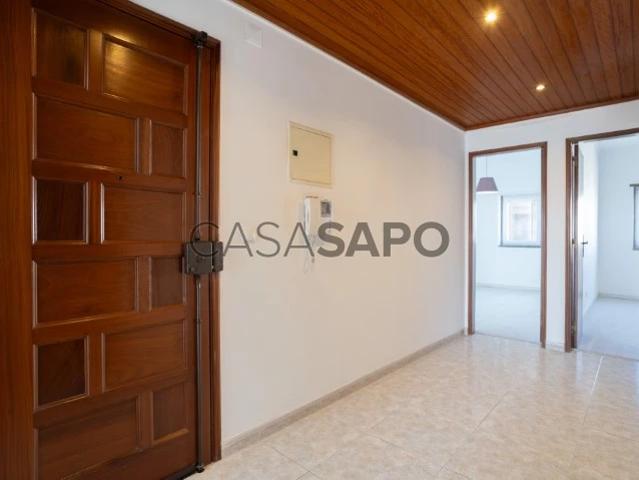 Apartamento T2 para alugar em Almada