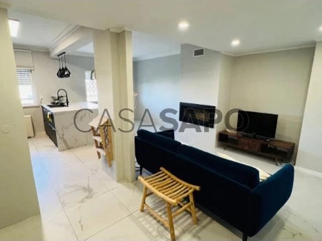 Apartamento T2 para alugar em Almada