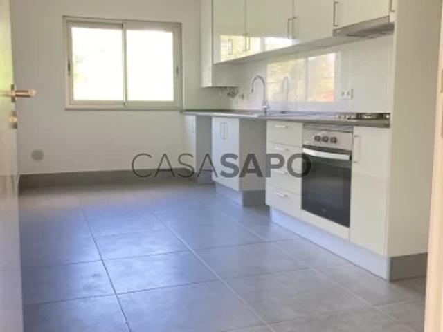 Apartamento T2 para alugar em Loures