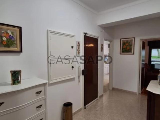 Apartamento T2 para alugar em Loures