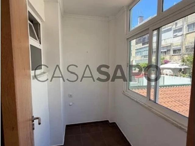 Apartamento T2 para alugar em Sintra