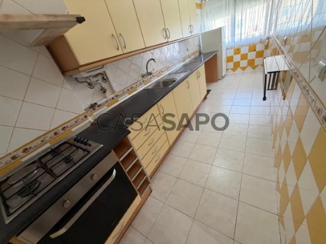 Apartamento T2 para alugar no Barreiro