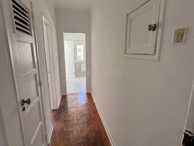 Apartamento T2 para Arrendamento — Alverca do Ribatejo