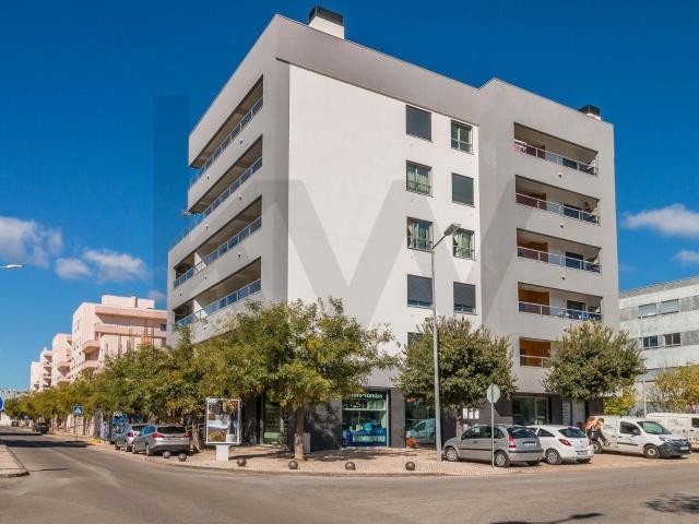 Apartamento T2 para arrendamento anual na cidade de Loulé, Loulé, São clemente