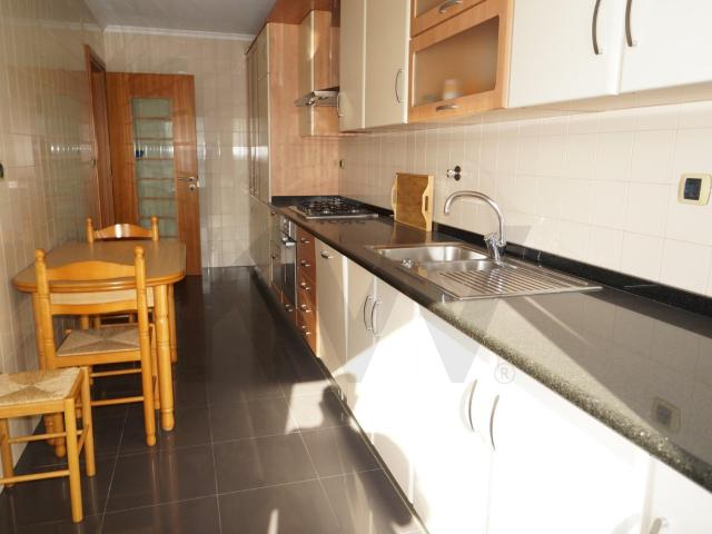 Apartamento T2 para Arrendamento | Avenida Cidade de Bratislava | Marvila