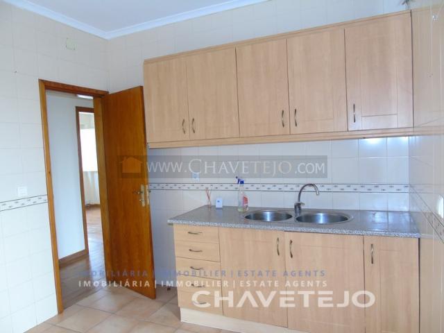 Apartamento T2 para arrendamento em Tomar