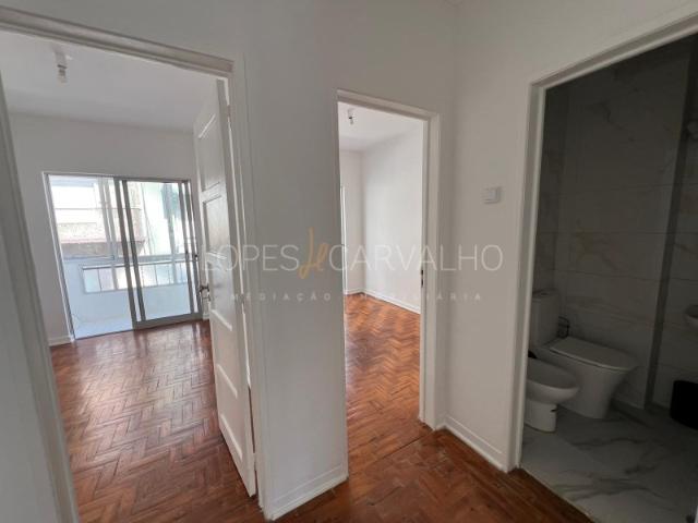 Apartamento T2 para Arrendamento em Alverca
