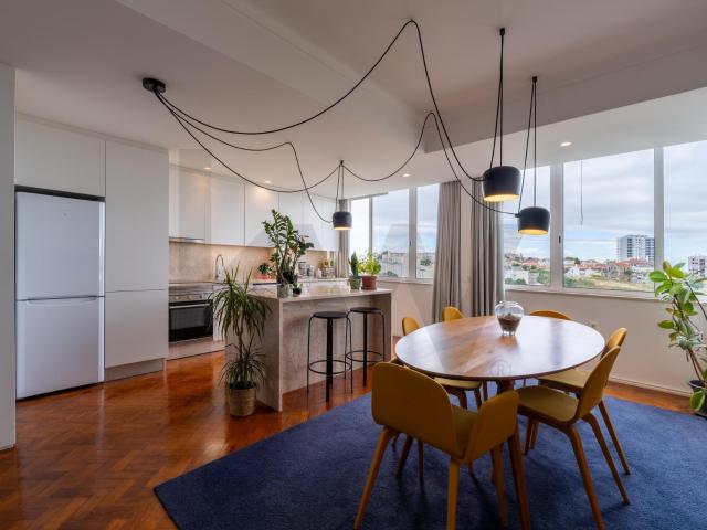 Apartamento T2 Penha de França | Vista Rio, Varanda e Open Space
