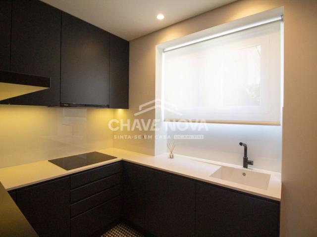 Apartamento T2 para arrendamento, mobilado Centro de Matosinhos