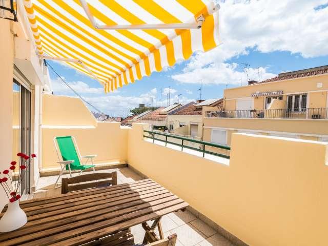 Apartamento T2 para arrendar na Graça, Lisboa