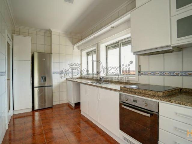 Apartamento T2 para Arrendar em Fermentões | 26064082291