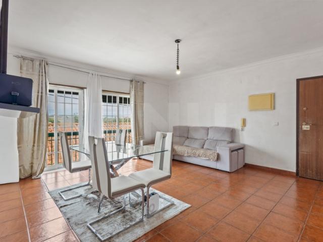 Apartamento T2 para venda na Assenta, São Pedro da Cadeira