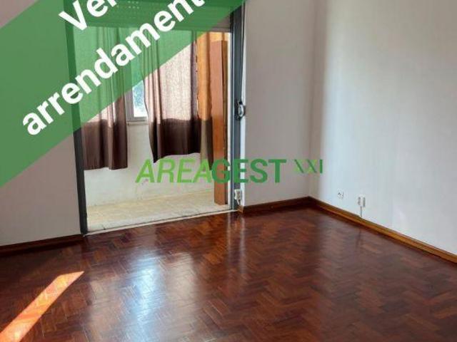 Apartamento T2 para venda na Falagueira Venda Nova | 26064072783